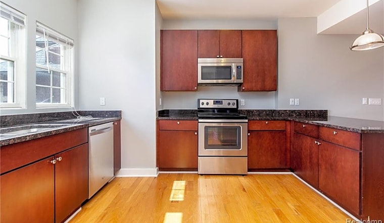 Detroit apartments fit for the rich and famous