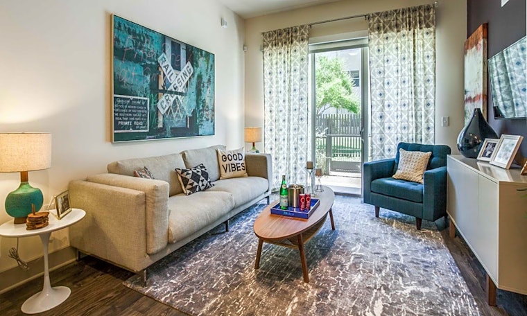 Budget apartments for rent in Eagle Ford, Dallas