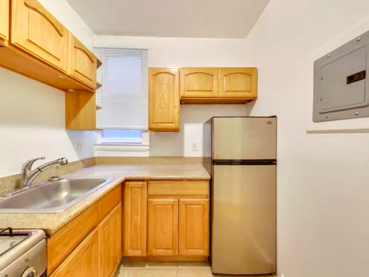 Budget apartments for rent in the Tenderloin, San Francisco