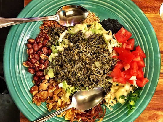 Oakland Eats: Grocery Cafe, Camburger close permanently; more