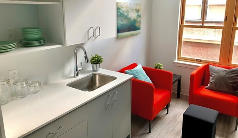 What apartments will $1,200 rent you in Goose Hollow today?