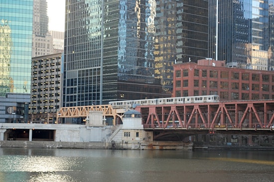 Top Chicago news: City rents hotel rooms for those who can't isolate at home; 4 injured in crash