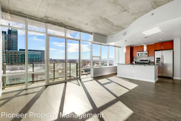 Budget apartments for rent in Central Business District, Denver
