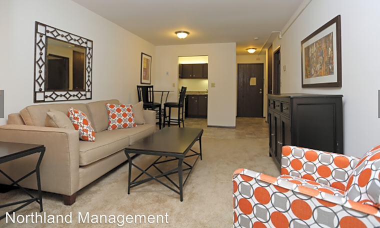 What apartments will $1,100 rent you in Murray Hill, right now?