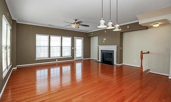 The cheapest apartments for rent in Provincetowne, Charlotte