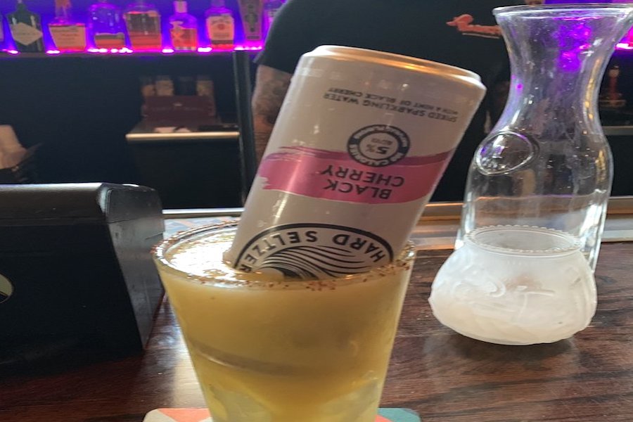 Check out 4 top inexpensive lounges in Austin