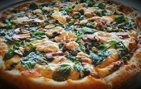 Phoenix's 4 top spots to score pizza on the cheap