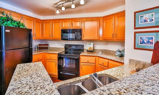 What apartments will $1,400 rent you in Lone Mountain, today?