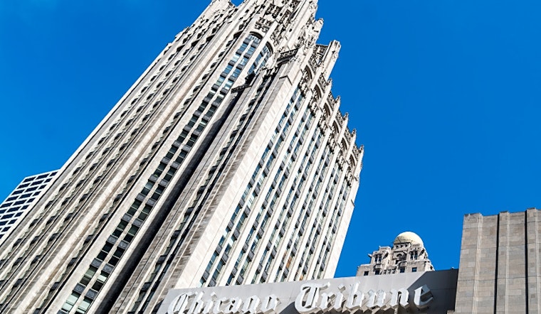 Top Chicago news: Police disperse large church service; 3 convenience stores robbed in Loop; more