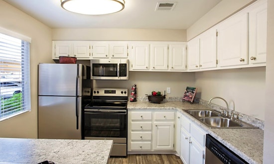 Apartments for rent in Phoenix: What will $1,300 get you?