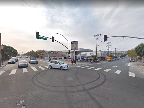 Three suspects pistol whip, rob Muni passenger in Portola district