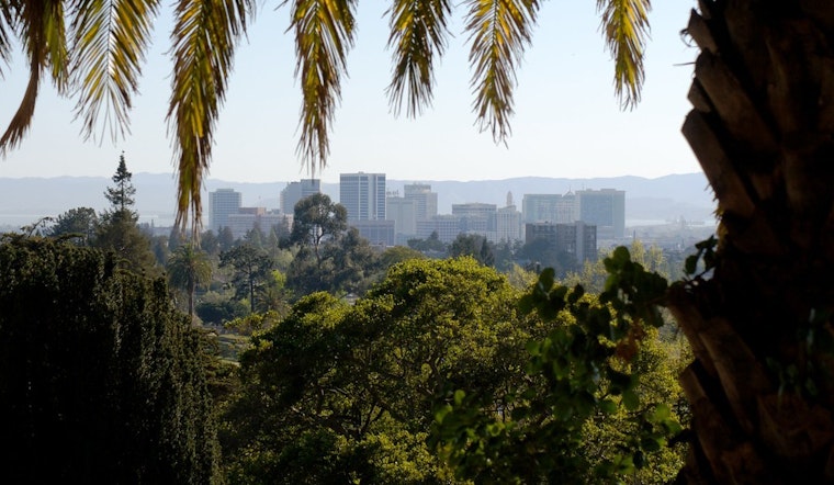 Top Oakland news: Crowds gather for illegal sideshows: PD; groups ask OUSD to stop closures; more