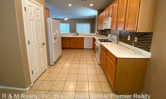 Apartments for rent in Henderson: What will $1,600 get you?