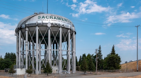 Top Sacramento news: Area fire depts deploying mobile units; unemployment applications surge; more