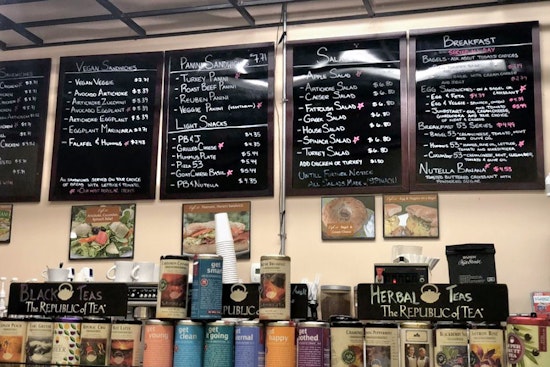 Explore the 3 most popular spots in Chicago's Hyde Park neighborhood