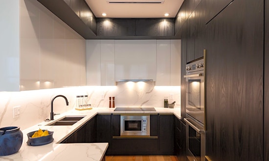 What apartments will $2,400 rent you in Rittenhouse, right now?