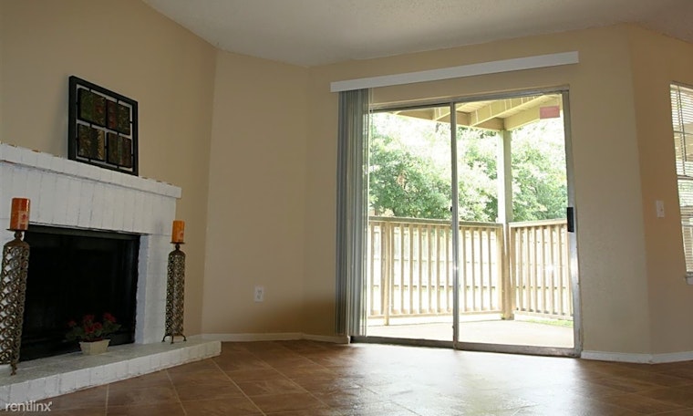 Budget apartments for rent in East Arlington
