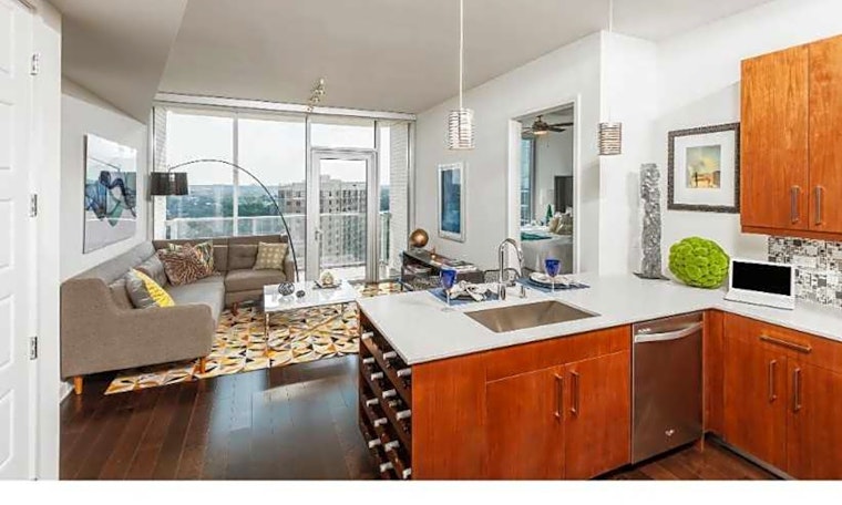 Budget apartments for rent in Downtown Austin