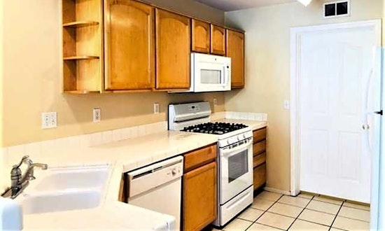 What apartments will $1,600 rent you in Westgate, this month?