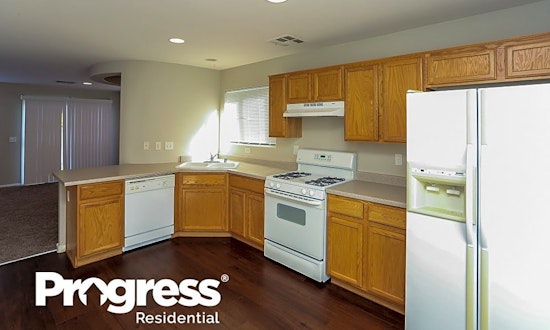 What apartments will $1,600 rent you in Tule Springs, this month?