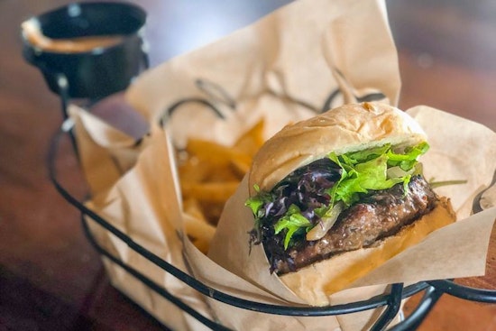 Craving burgers? Here are Long Beach's top 4 options
