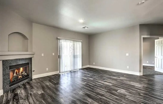 What apartments will $1,400 rent you in Green Valley South, this month?