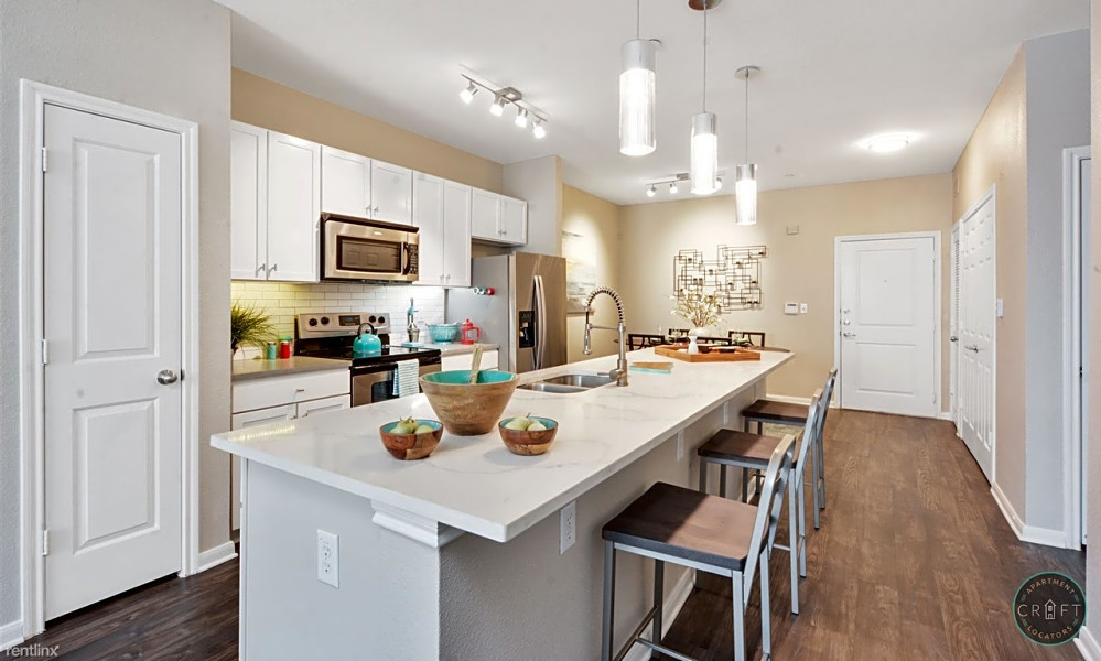 What apartments will 1,500 rent you in St. Edwards, right now?