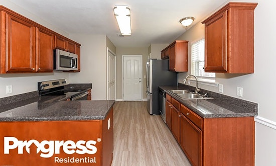 What apartments will $1,800 rent you in Hickory Hills, today?