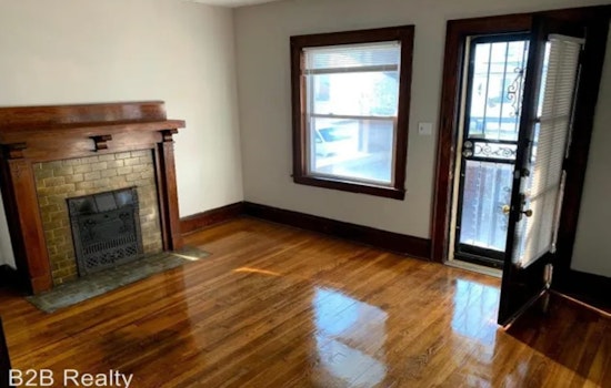The cheapest apartments for rent in Detroit Shoreway, Cleveland