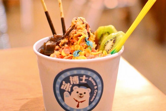 Get ice cream, bubble tea and more at new Snow & Cream in Bensonhurst