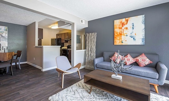 Apartments for rent in Aurora: What will $2,000 get you?