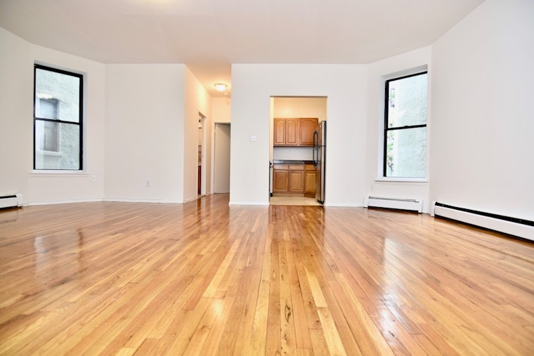 Renting in New York City: What will $2,200 get you?