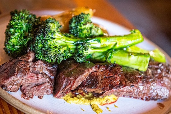 Explore the 4 top spots in Portland's Woodlawn neighborhood
