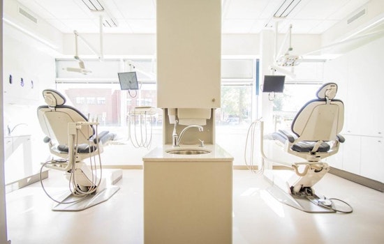 Time for a career change? Health care experiencing strong job growth in Chicago