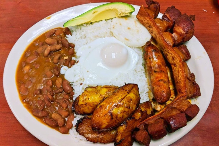 Your guide to the 4 most popular spots in Houston's Alief neighborhood