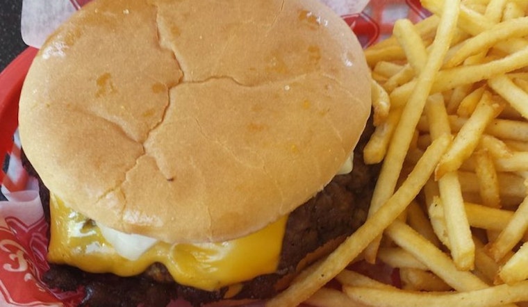 Las Vegas' 3 top spots to score burgers, without breaking the bank