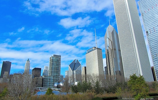 Top Chicago news: Car passenger wounded in shooting; Bears need to fill 5 positions in NFL draft