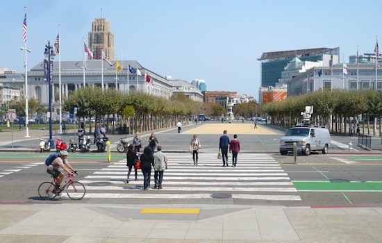 Traffic Lights To Be Installed In Front Of City Hall This Summer