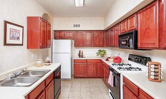 Apartments for rent in Las Vegas: What will $1,400 get you?