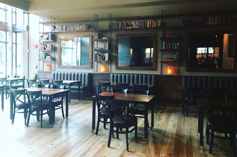 Red Star Restaurant brings burgers, pizza and more to Fell's Point