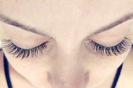 The 4 best eyelash service spots in Tampa