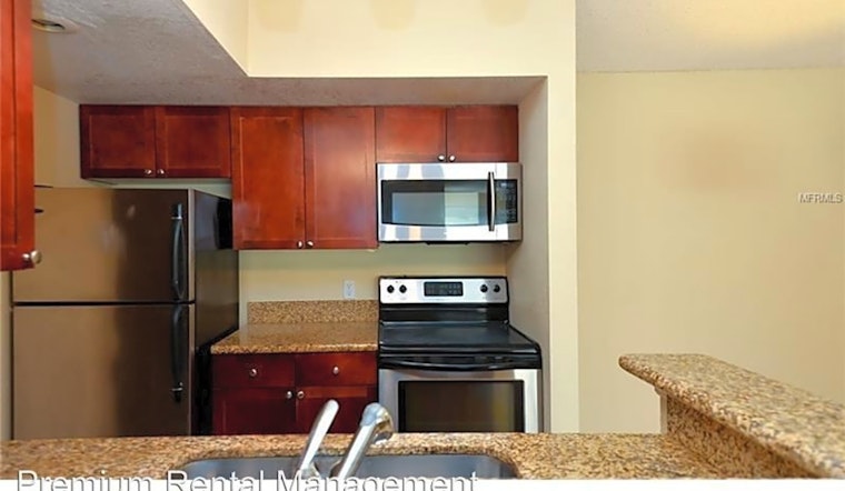 What apartments will $1,200 rent you in Florida Center North, today?