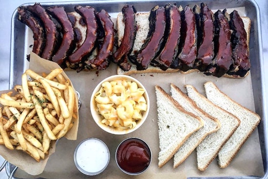 Muddle & Twist opens in NoHo Arts District with barbecue, cocktails and more