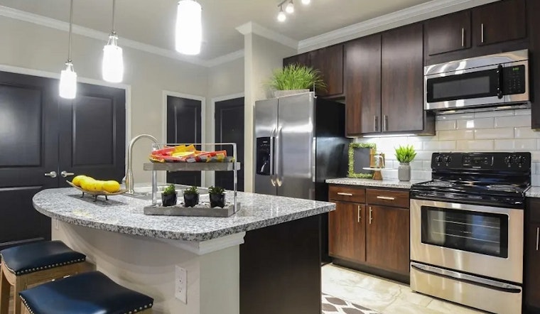 What apartments will $1,300 rent you in Friedrich Wilderness Park, this month?
