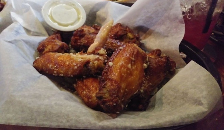 4 top spots for chicken wings in Tampa
