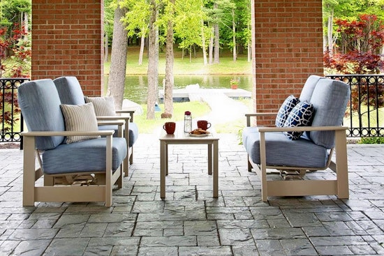 Santa Ana's top 3 outdoor furniture stores