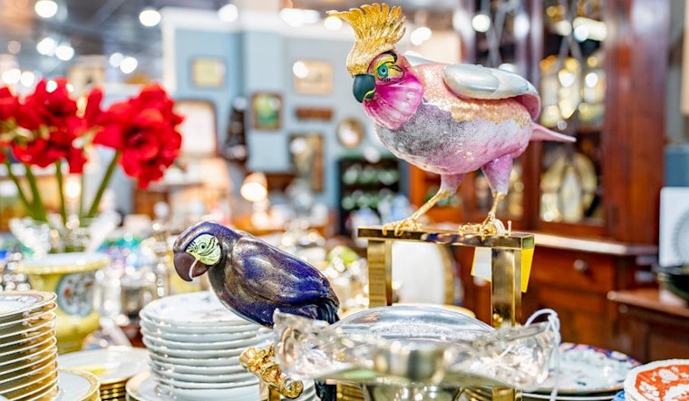 Browse the top 3 antique shops in Plano