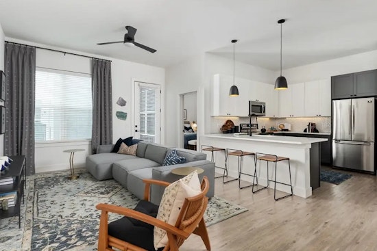 What apartments will $2,500 rent you in Northeast Dallas, today?