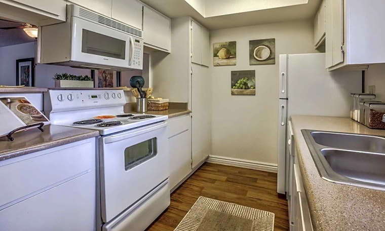 Apartments for rent in Phoenix: What will $800 get you?