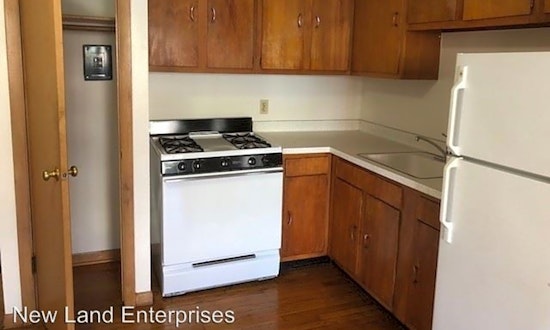 The cheapest apartments for rent in Lower East Side, Milwaukee
